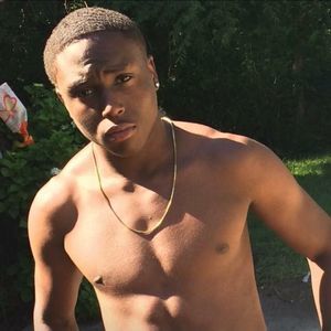 Meet your Posher, Tamron